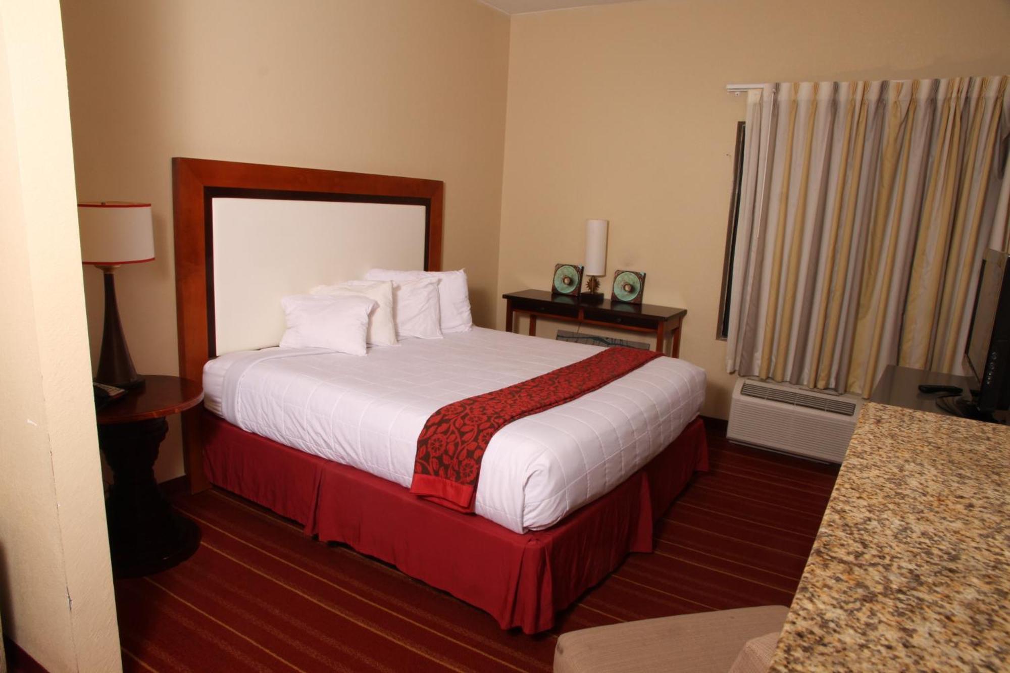 Days Inn By Wyndham Semmes Мобил Экстерьер фото