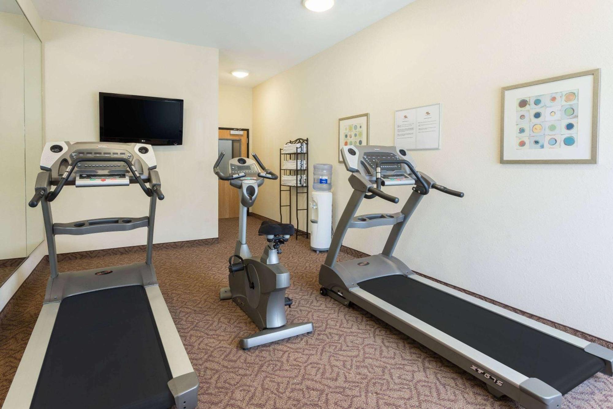 Days Inn By Wyndham Semmes Мобил Экстерьер фото