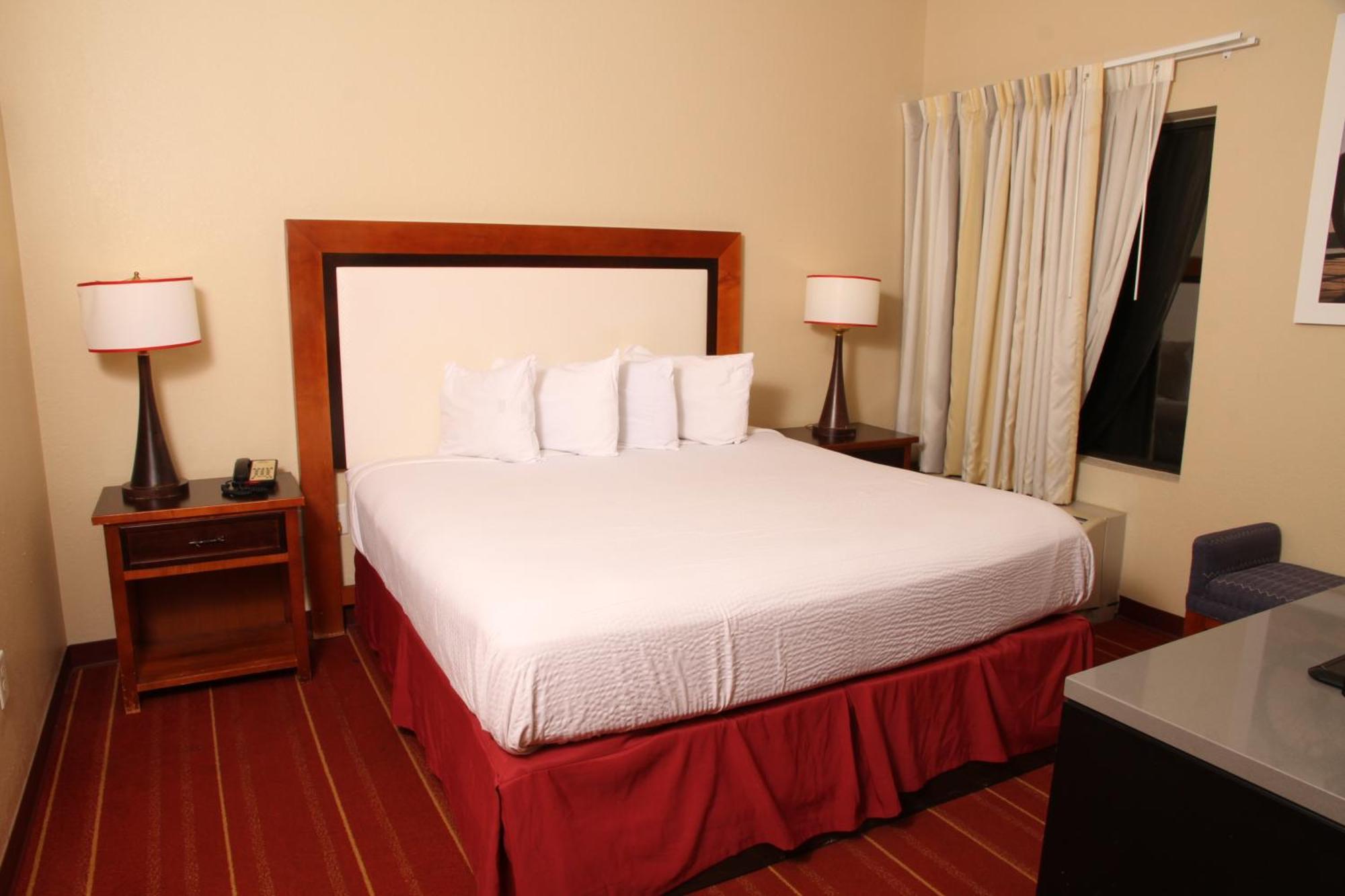 Days Inn By Wyndham Semmes Мобил Экстерьер фото
